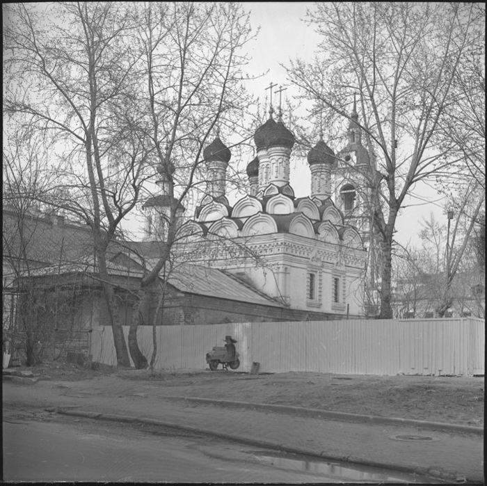 Храм Михаила и Федора Черниговских. Фото 1982-1983 гг. Фотограф: Виталий Царин